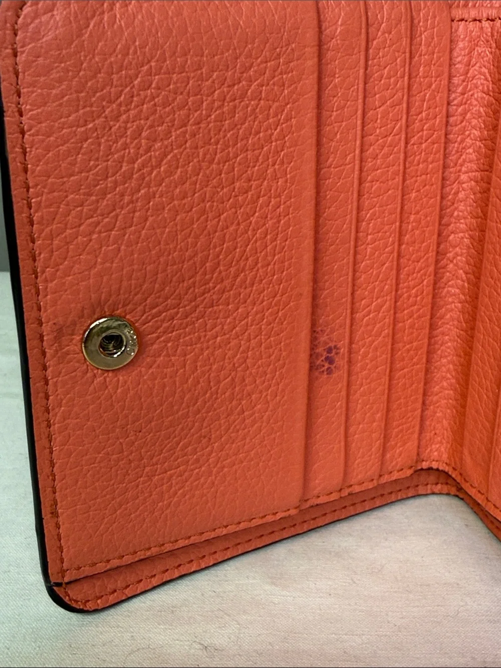 Chloe Alphabet Pink Grained Leather Small Bifold Wallet Gold Tone Italy
